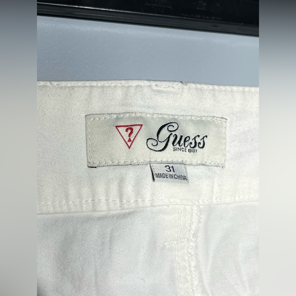 Guess White Jean Shorts Casual Style - Picture 9 of 12